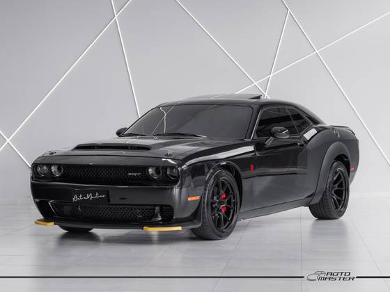 DODGE CHALLENGER 6.1 SRT8 HEMI V8 16V GASOLINA 2P AUTOMÁTICO DODGE CHALLENGER 6.1 SRT8 HEMI V8 16V GASOLINA 2P AUTOMÁTICO